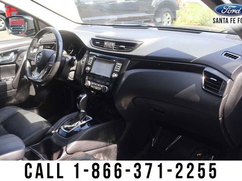 Used 2018 Nissan Rogue Sport SL w/ SL Premium Package FWD image 25