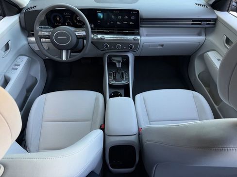 New 2026 Hyundai Kona SE image 8