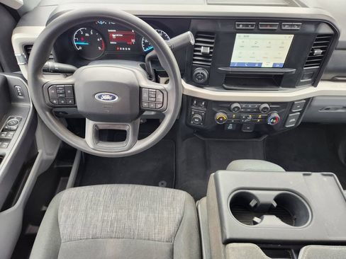 Certified 2023 Ford F250 XLT w/ 360-Degree Camera Package AWD/4WD image 25