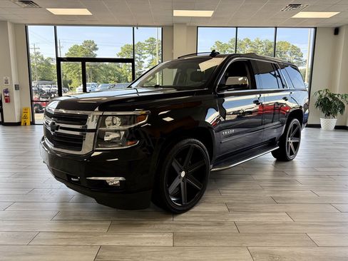 Used 2015 Chevrolet Tahoe LTZ RWD image 3