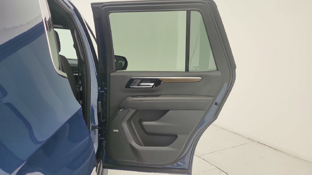 New 2026 Chevrolet Tahoe High Country w/ Sun And Tow Package RWD image 22