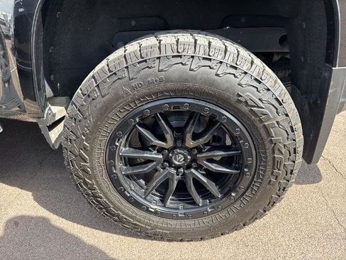 Used 2022 Chevrolet Colorado Z71 image 4