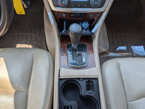 Used 2009 Cadillac SRX AWD w/ Third Row Seating Package image 31