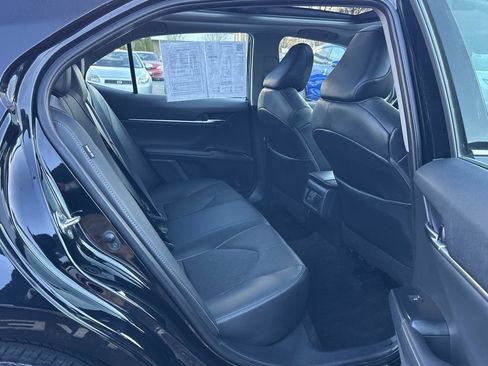 Used 2020 Toyota Camry XSE image 28