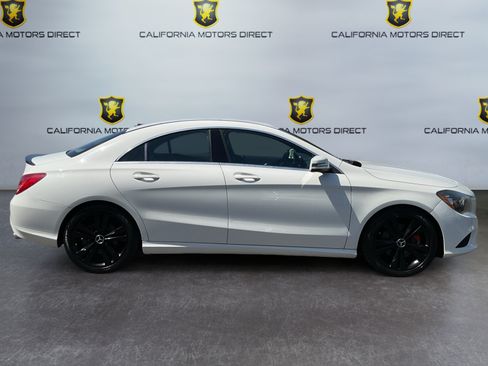 Used 2014 Mercedes-Benz CLA 250 image 4