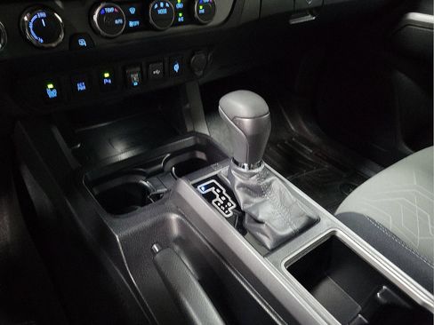 Certified 2023 Toyota Tacoma TRD Off-Road w/ Technology Package image 19