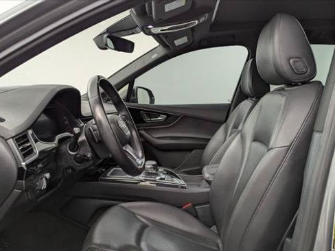 Used 2017 Audi Q7 3.0T Prestige w/ Prestige Package AWD/4WD image 14