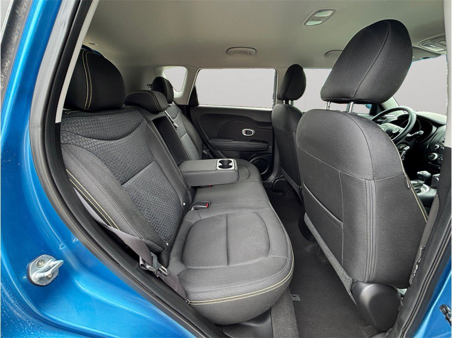 Used 2016 Kia Soul + w/ Designer's Package FWD image 28