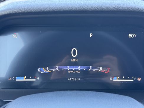 Used 2023 Jeep Grand Cherokee Altitude image 11