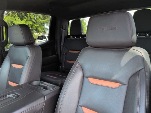 Used 2020 GMC Sierra 1500 AT4 w/ AT4 Premium Package AWD/4WD image 8