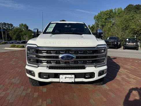 Used 2024 Ford F250 Platinum w/ Tremor Off-Road Package AWD/4WD image 31