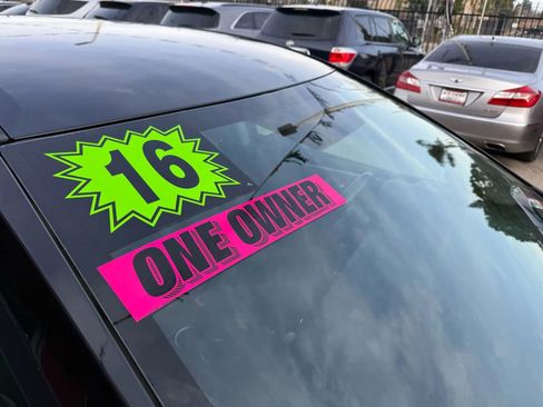 Used 2016 Toyota Corolla S image 7