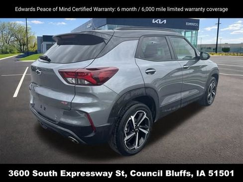 Used 2021 Chevrolet TrailBlazer RS w/ Sun and Liftgate Package AWD/4WD image 3