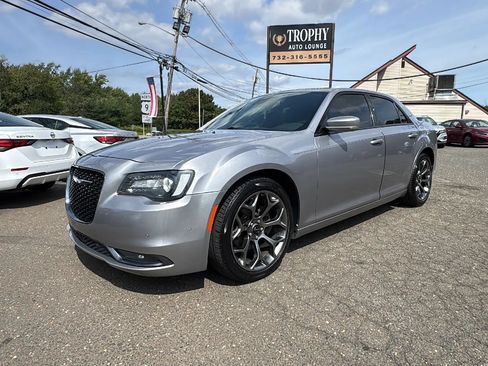 Used 2018 Chrysler 300 S w/ 300S Premium Group RWD image 1