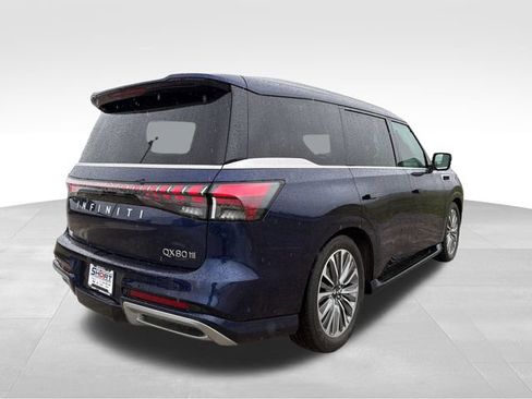 Used 2025 INFINITI QX80 Sensory AWD/4WD image 5