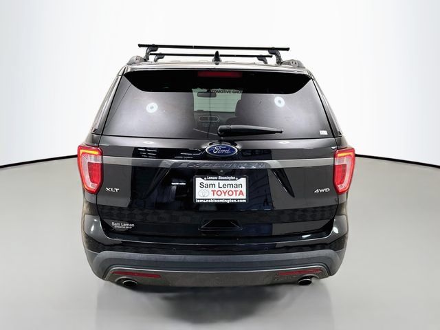 Used 2017 Ford Explorer XLT w/ Equipment Group 202A AWD/4WD image 6
