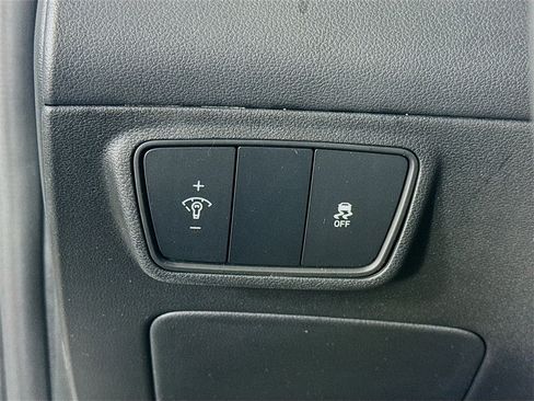 Certified 2024 Hyundai Tucson SE image 19