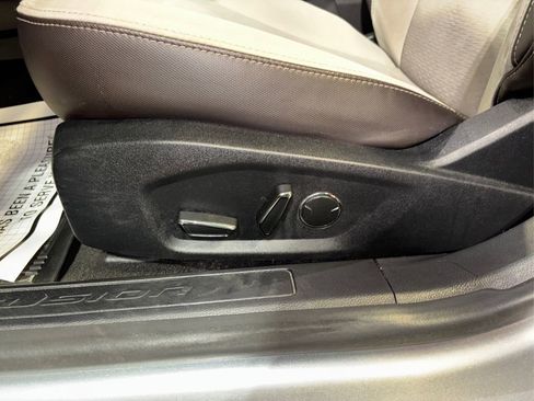 Used 2020 Ford Fusion SE w/ Equipment Group 151A image 28