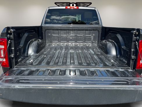 Used 2023 RAM 2500 Laramie AWD/4WD image 15