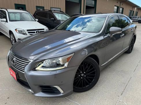 Used 2013 Lexus LS 460 image 2