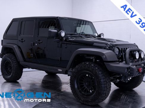 Used 2011 Jeep Wrangler Unlimited Rubicon image 1