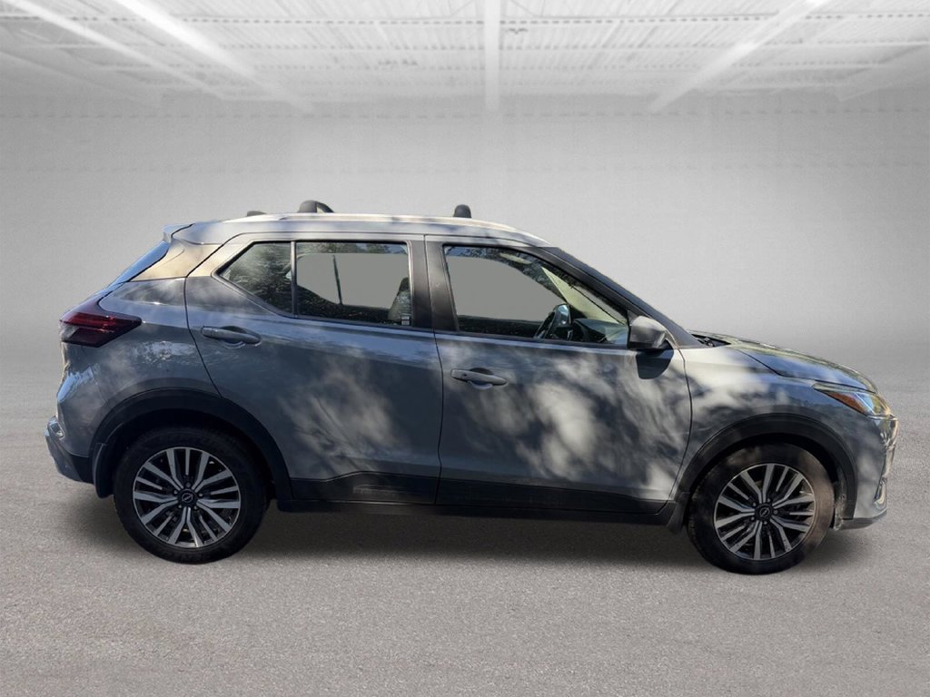 Used 2024 Nissan Kicks SV w/ Exterior Package FWD image 32