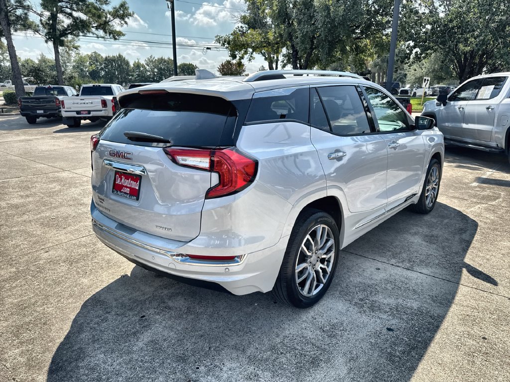 Certified 2023 GMC Terrain Denali w/ LPO, Floor Liner Package AWD/4WD image 11