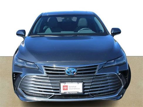 Certified 2020 Toyota Avalon Limited image 9