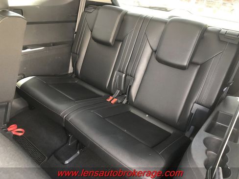 Used 2019 Volkswagen Atlas SE FWD image 16