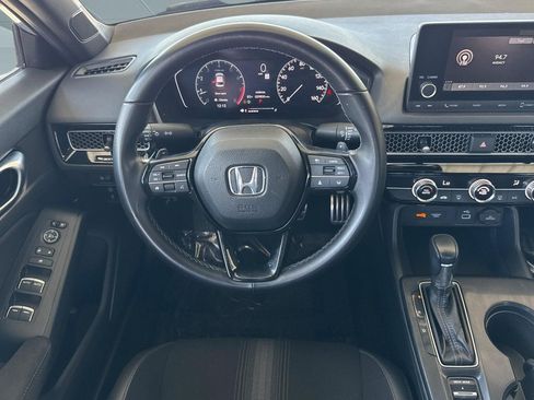 Used 2023 Honda Civic Sport image 29