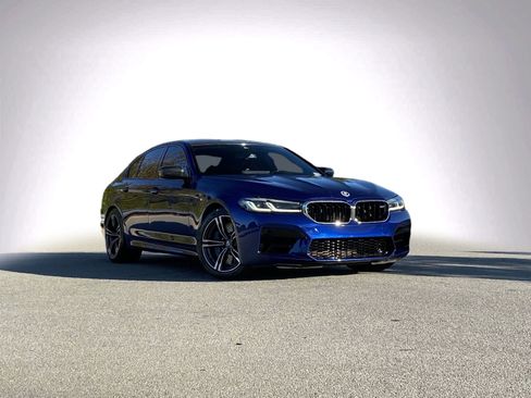 Used 2021 BMW M5 w/ Executive Package image 2