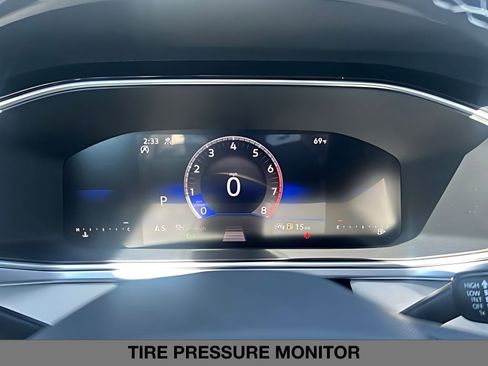 New 2026 Volkswagen Taos SE AWD/4WD image 21