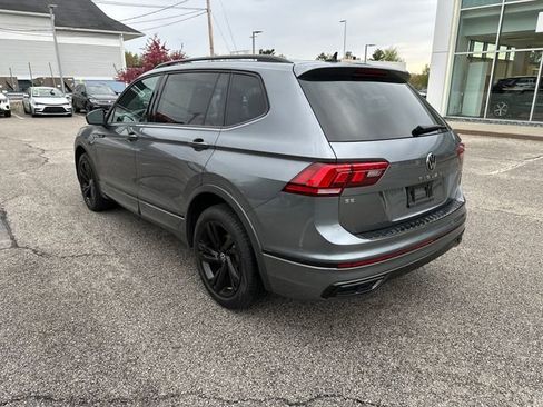 Certified 2023 Volkswagen Tiguan SE R-Line AWD/4WD image 6