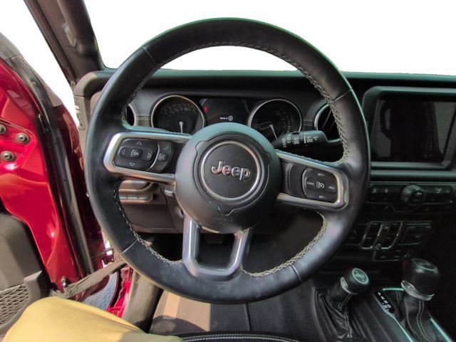 Used 2021 Jeep Wrangler Unlimited Sahara w/ Cold Weather Group AWD/4WD image 18