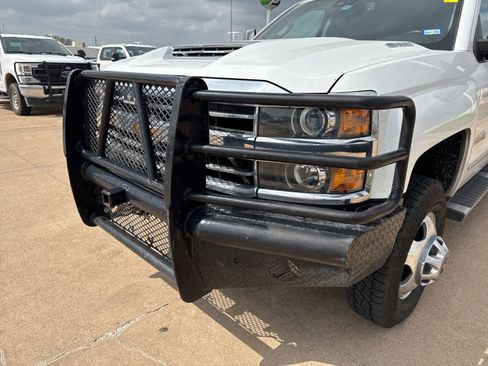 Used 2018 Chevrolet Silverado 3500 High Country w/ Duramax Plus Package image 15
