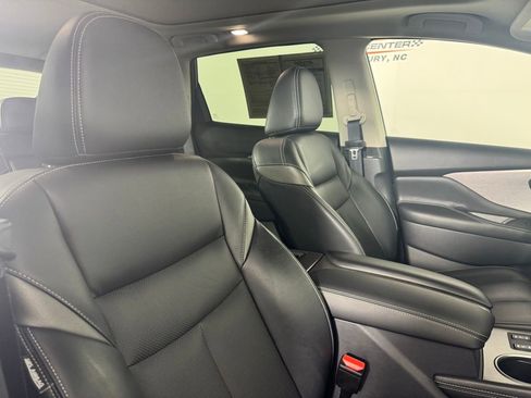 Used 2023 Nissan Murano SL w/ SL Moonroof Package FWD image 34
