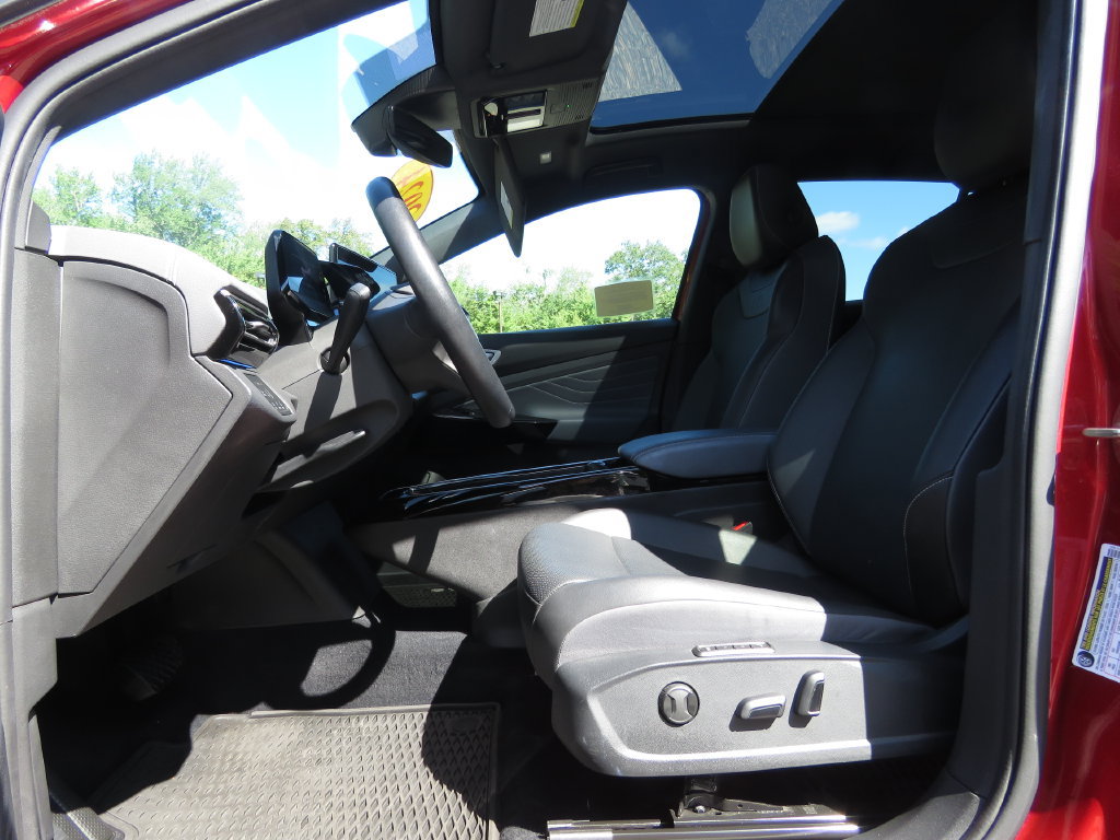 Used 2023 Volkswagen ID.4 Pro S AWD/4WD image 10
