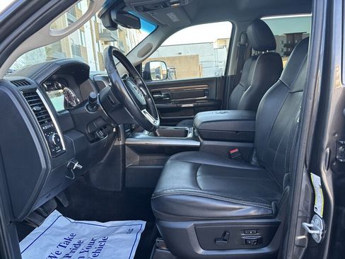 Used 2018 RAM 2500 Laramie w/ Sport Appearance Group AWD/4WD image 9