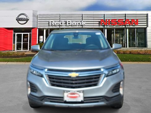 Used 2024 Chevrolet Equinox LT AWD/4WD image 2