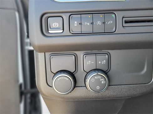 Used 2021 Chevrolet Tahoe LT image 21