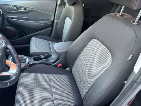 Used 2019 Hyundai Kona SEL w/ SEL Tech Package 02 image 19