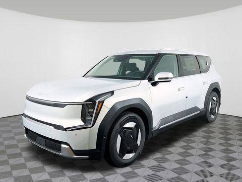 New 2026 Kia EV9 Wind image 2