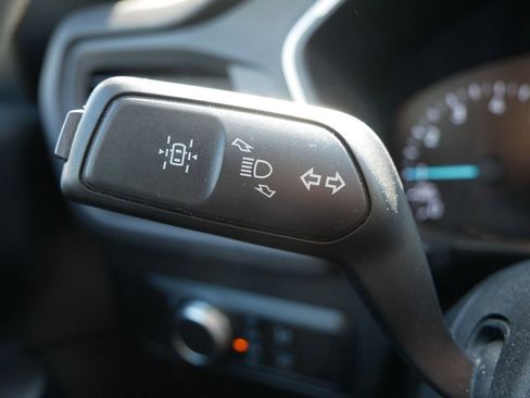 Certified 2020 Ford Escape SE image 26