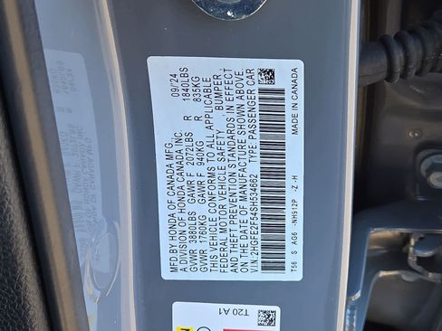 Used 2025 Honda Civic Sport image 28