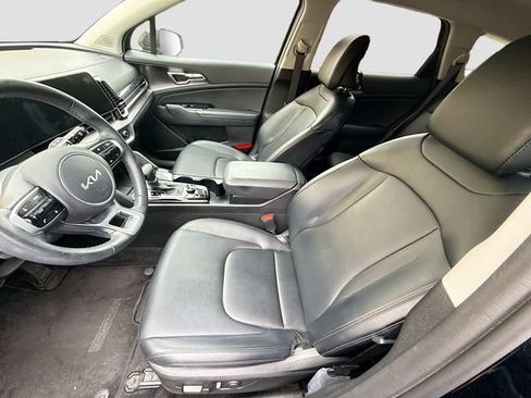 Used 2024 Kia Sportage EX FWD image 28