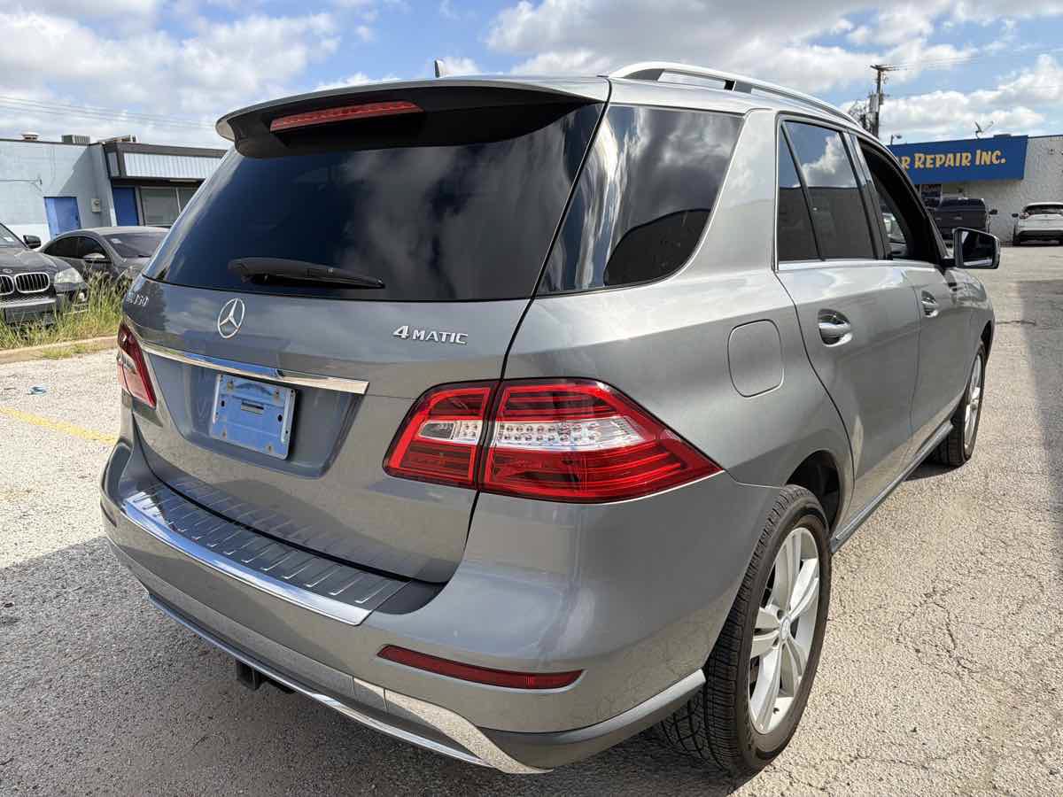 Used 2013 Mercedes-Benz ML 350 4MATIC image 3