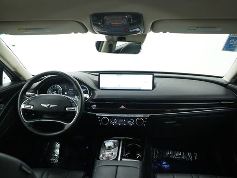 Used 2024 Genesis G80 2.5T image 12