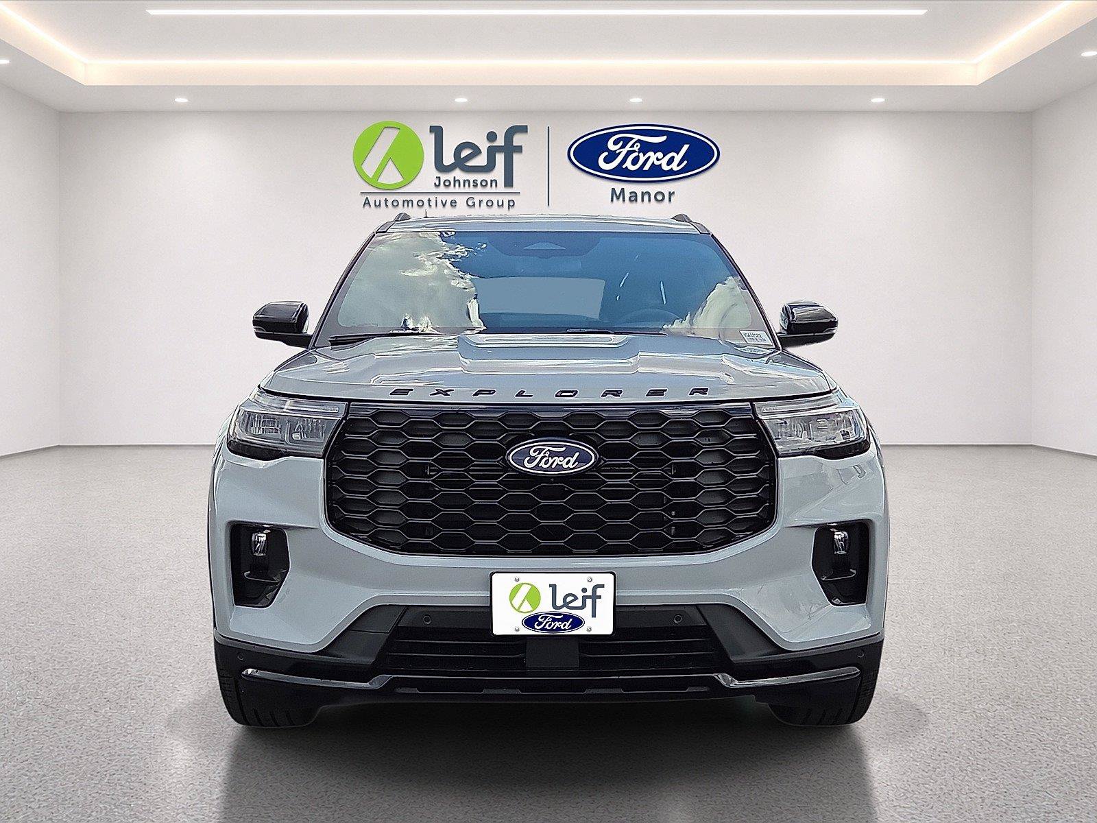 New 2027 Ford Explorer ST-Line w/ Premium Package RWD image 2
