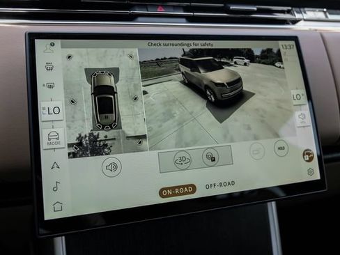 New 2026 Land Rover Range Rover SE AWD/4WD image 30