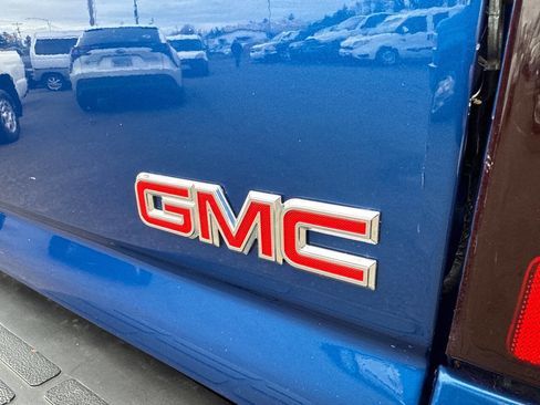 Used 2004 GMC Sierra 1500 SLE w/ Light Duty Power Package image 10